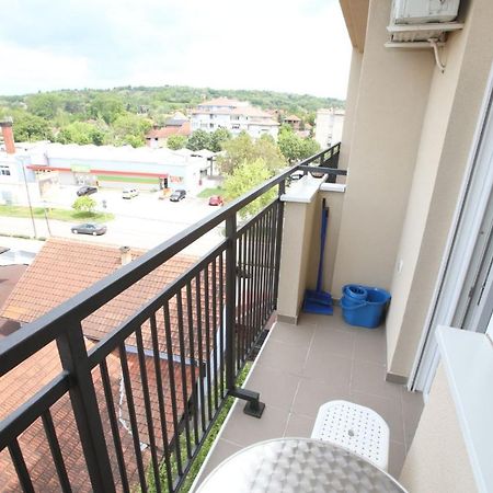 Apartamento Fast Sleep & Go 3 Paraćin Exterior foto