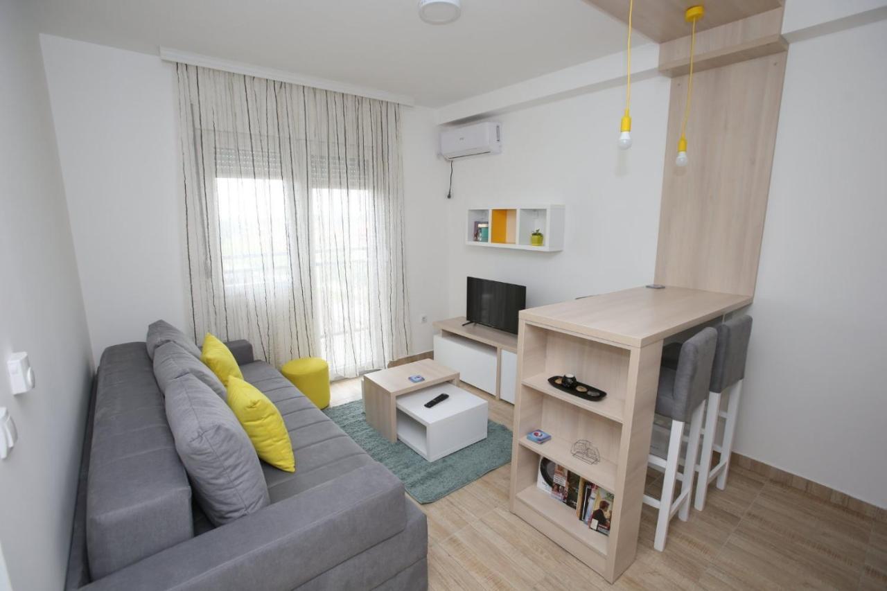 Apartamento Fast Sleep & Go 3 Paraćin Exterior foto
