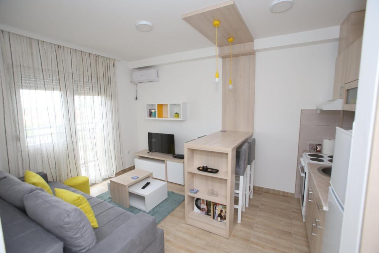 Apartamento Fast Sleep & Go 3 Paraćin Exterior foto